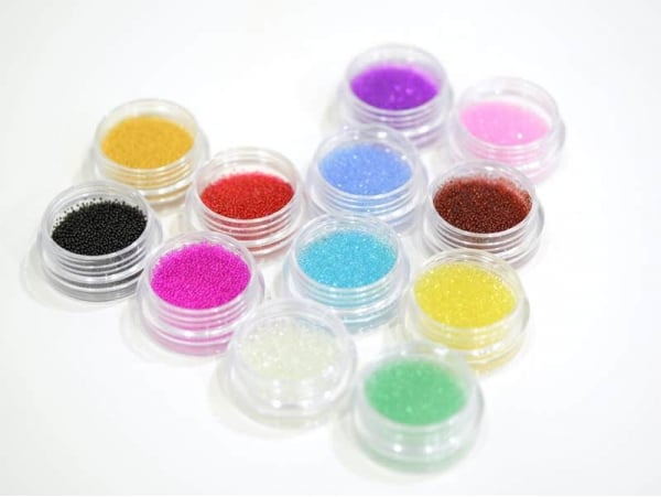 Acheter Lot de 12 couleurs de microbilles transclucides - 15,90 € en ligne sur La Petite Epicerie - Loisirs créatifs