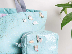 Acheter Pin's chat porte bonheur - 4,89 € en ligne sur La Petite Epicerie - Loisirs créatifs