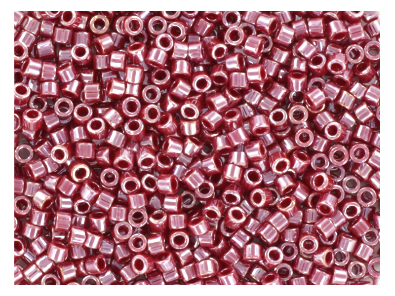 Acheter Miyuki Delicas 11/0 - Opaque luster cadillac red DB-1564 - 2,49 € en ligne sur La Petite Epicerie - Loisirs créatifs