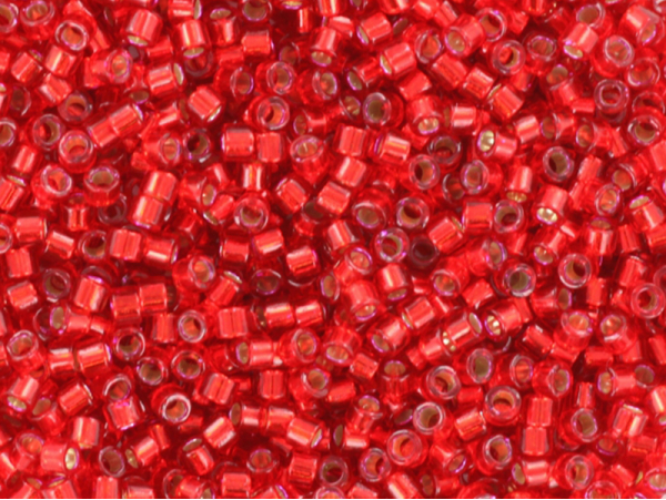 Acheter Miyuki Delicas 11/0 - Silverlined dyed red DB-602 - 2,89 € en ligne sur La Petite Epicerie - Loisirs créatifs