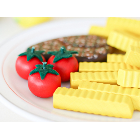 Acheter Saucisses - jouet en bois pour dinette - 5,99 € en ligne sur La Petite Epicerie - Loisirs créatifs