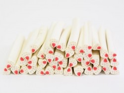 Acheter Cane coeur blanc à pois et fraise - 0,49 € en ligne sur La Petite Epicerie - Loisirs créatifs