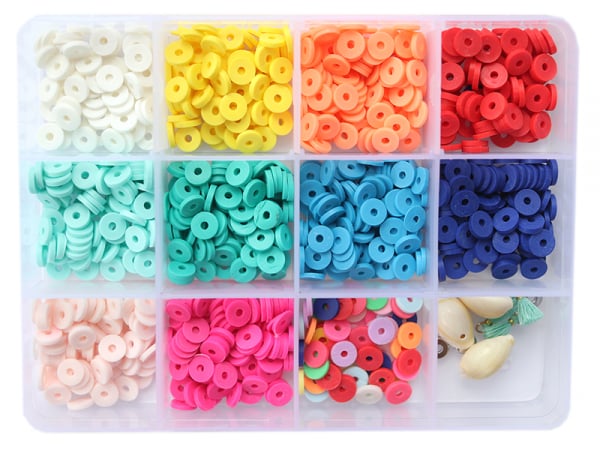 Acheter Boite de 11 couleurs de perles heishi 6 mm POP + accessoires - 12,99 € en ligne sur La Petite Epicerie - Loisirs créa...