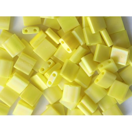 Acheter Perles Tila Bead 5mm - Opaque Yellow TL404 - 3,49 € en ligne sur La Petite Epicerie - Loisirs créatifs