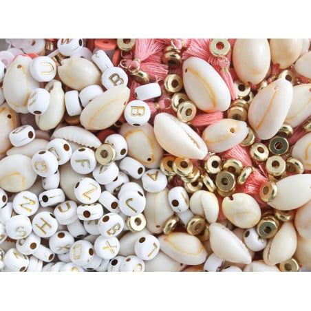 Acheter Mélange de perles heishi et de breloques - Marrakech - 6,99 € en ligne sur La Petite Epicerie - Loisirs créatifs