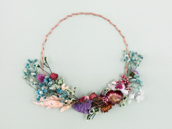 Acheter KIT MKMI - Ma couronne de fleurs séchées - 16,99 € en ligne sur La Petite Epicerie - Loisirs créatifs
