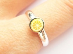 Acheter Support de bague - couleur argent clair - demi jonc - 1,39 € en ligne sur La Petite Epicerie - Loisirs créatifs