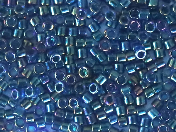 Acheter Miyuki Delicas 11/0 - Emerald lined cobalt ab DB-1763 - 2,89 € en ligne sur La Petite Epicerie - Loisirs créatifs