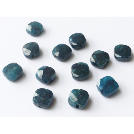 Acheter Perle naturelle à facettes carré - Apatite bleue - 8 x 8 mm - 1,19 € en ligne sur La Petite Epicerie - Loisirs créatifs