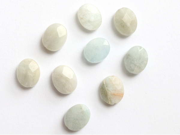Acheter Perle naturelle à facettes ovale - aquamarine - 10 x 8 mm - 1,39 € en ligne sur La Petite Epicerie - Loisirs créatifs