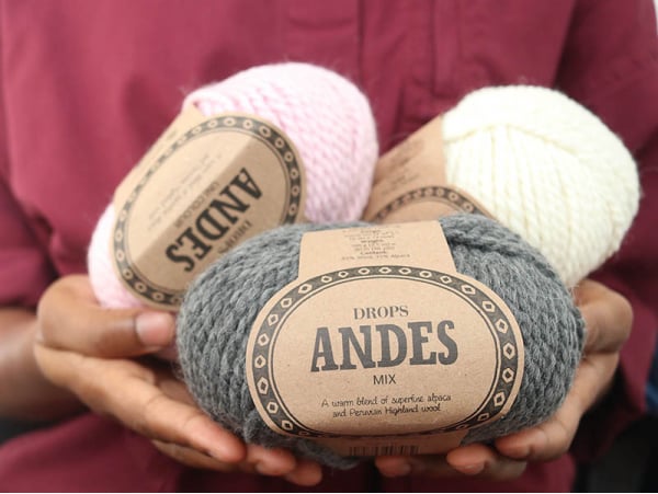 Acheter Laine Drops - Andes - 0100 Ecru (uni) - 5,30 € en ligne sur La Petite Epicerie - Loisirs créatifs