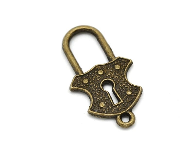 Acheter 1 Breloque cadenas royal - couleur bronze - 1,19 € en ligne sur La Petite Epicerie - Loisirs créatifs