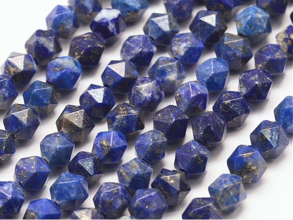 Acheter Lot de 10 perles naturelles géométriques à facettes - 6 mm - Lapis Lazuli - 3,69 € en ligne sur La Petite Epicerie - ...