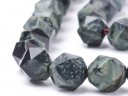 Acheter Lot de 10 perles naturelles géométriques à facettes - 6 mm - Jaspe Kambaba - 3,49 € en ligne sur La Petite Epicerie -...