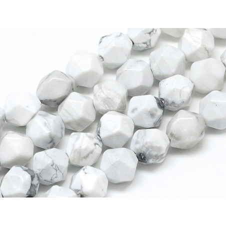 Acheter Lot de 10 perles naturelles géométriques à facettes - 6 mm - Howlite - 2,89 € en ligne sur La Petite Epicerie - Loisi...
