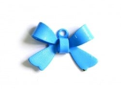 Acheter 1 Breloque noeud bleu ciel - 1,09 € en ligne sur La Petite Epicerie - Loisirs créatifs