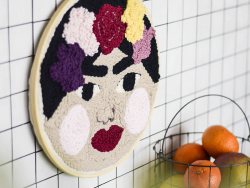 Acheter Kit DIY punch needle - Frida - 34,99 € en ligne sur La Petite Epicerie - Loisirs créatifs