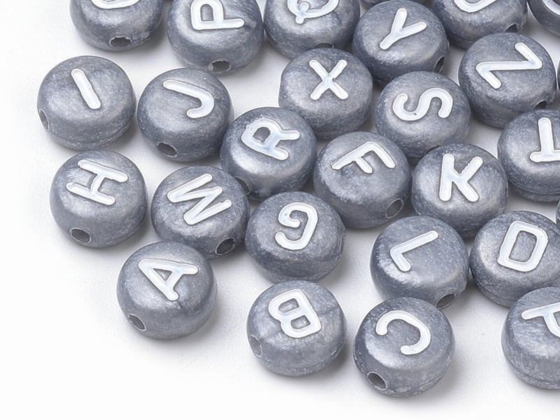 Acheter 200 perles lettres alphabet rondes en plastique - argenté - 3,99 € en ligne sur La Petite Epicerie - Loisirs créatifs