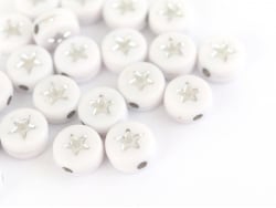 Acheter 20 perles rondes en plastique - étoiles - argenté et blanc - 0,99 € en ligne sur La Petite Epicerie - Loisirs créatifs