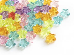 Acheter 50 perles en plastique - étoiles transparentes - multicolore - 1,99 € en ligne sur La Petite Epicerie - Loisirs créatifs