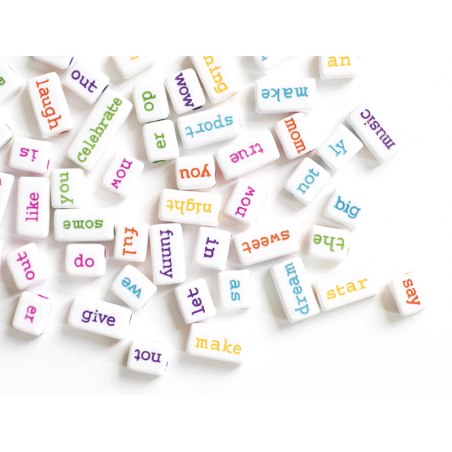 Acheter 50 perles en plastique - mots multicolore - 6,99 € en ligne sur La Petite Epicerie - Loisirs créatifs