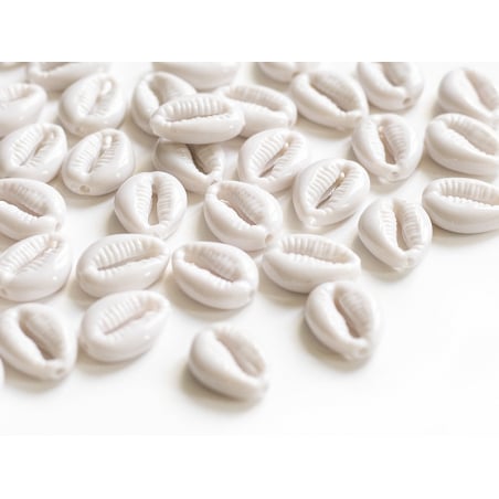 Acheter 50 perles coquillages cauri en plastique - blanc - 6,99 € en ligne sur La Petite Epicerie - Loisirs créatifs
