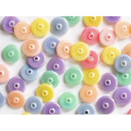 Acheter 50 perles en plastique - rondelles pastelles nacrées multicolore - 1,99 € en ligne sur La Petite Epicerie - Loisirs c...