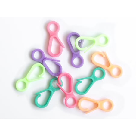 Acheter 10 fermoirs en plastique - multicolore - 33 mm - 1,99 € en ligne sur La Petite Epicerie - Loisirs créatifs
