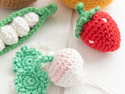 Acheter Kit panier bio en crochet - 5 fruits et légumes par jour - 19,99 € en ligne sur La Petite Epicerie - Loisirs créatifs