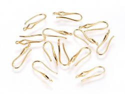 Acheter Paire de crochets d'oreilles - petit losange - doré à l'or fin 18K - 2,49 € en ligne sur La Petite Epicerie - Loisirs...