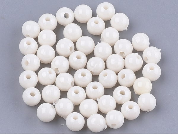 Acheter 100 perles en plastique rondes 6 mm - blanc crémeux - 0,79 € en ligne sur La Petite Epicerie - Loisirs créatifs