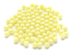 Acheter 100 perles en plastique rondes 6 mm - jaune pastel - 0,79 € en ligne sur La Petite Epicerie - Loisirs créatifs