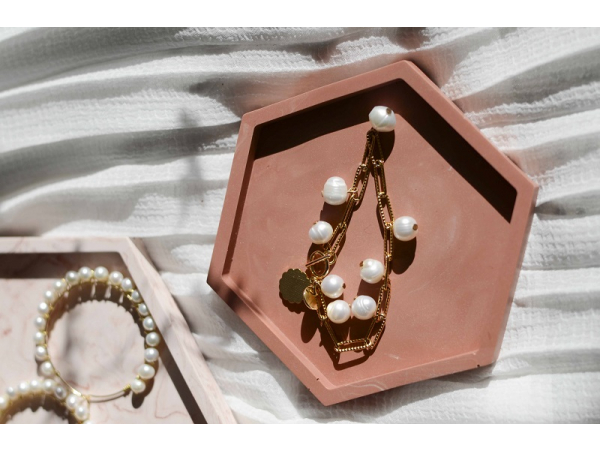 Acheter 20 perles de culture - rondes- 6/7 mm - 2,79 € en ligne sur La Petite Epicerie - Loisirs créatifs