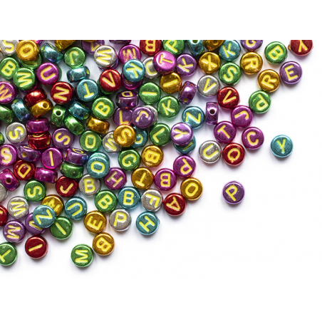 Acheter 200 perles rondes en plastique - lettres alphabet - couleurs métallisés - 7 mm - 3,99 € en ligne sur La Petite Epicer...