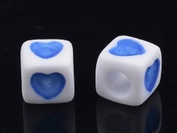 Acheter 20 perles en plastique cubes symbole coeur - bleu - 7 mm - 1,19 € en ligne sur La Petite Epicerie - Loisirs créatifs