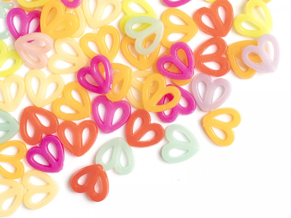 Acheter 50 perles cœurs filaires - transclucides - 2,29 € en ligne sur La Petite Epicerie - Loisirs créatifs