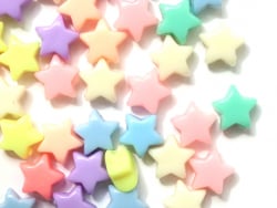 Acheter 50 perles en plastique - étoile couleurs pastel - 11mm - 1,39 € en ligne sur La Petite Epicerie - Loisirs créatifs