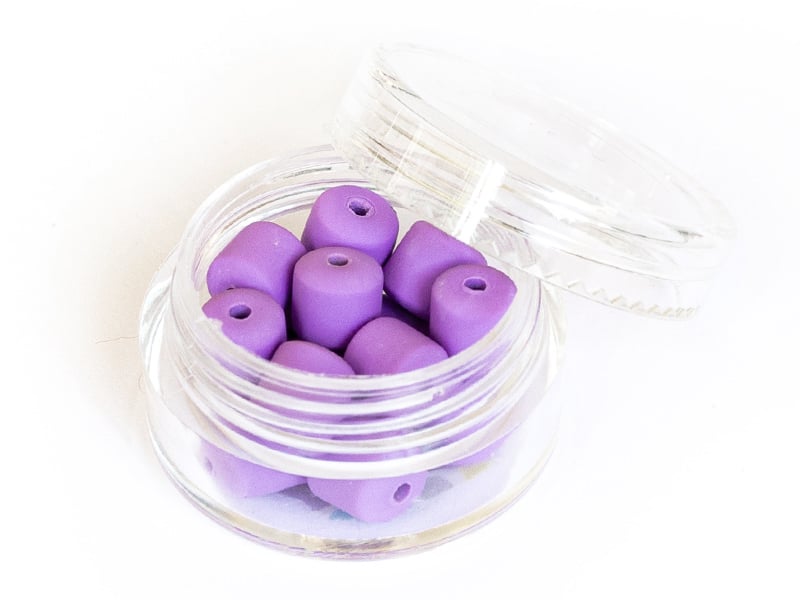 Acheter Boite de perles tubes Heishi 6 mm - violet lilas - 2,59 € en ligne sur La Petite Epicerie - Loisirs créatifs