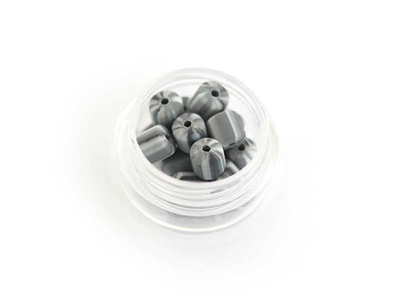 Acheter Boite de perles tubes Heishi 6 mm - marbré gris - 2,59 € en ligne sur La Petite Epicerie - Loisirs créatifs