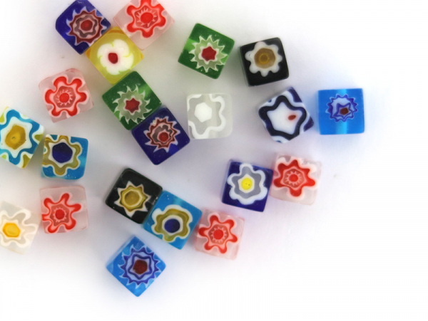 Acheter 20 perles millefiori en verre - cube - 6 mm - 3,99 € en ligne sur La Petite Epicerie - Loisirs créatifs
