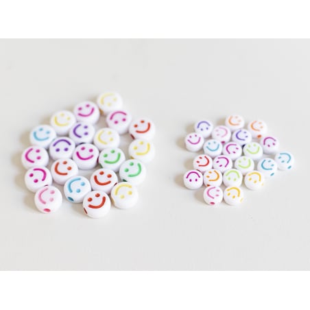 Acheter 20 perles en plastique rondes symbole sourire - blanc et multicolore - 7 mm - 0,99 € en ligne sur La Petite Epicerie ...