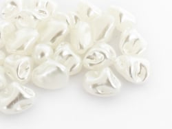 Acheter 20 perles en plastique imitation perles de culture - forme irrégulière - 16 x 13 mm - 2,39 € en ligne sur La Petite E...