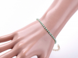 Acheter Bracelet à perles de verre - vert irisé - 6,99 € en ligne sur La Petite Epicerie - Loisirs créatifs