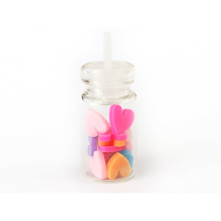 Acheter Pendentif fiole en verre - rempli de tranches en forme de coeurs pastel - 0,99 € en ligne sur La Petite Epicerie - Lo...