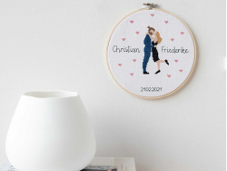 Acheter KIT DE BRODERIE FIGURICO - TOURTEREAUX - 14,99 € en ligne sur La Petite Epicerie - Loisirs créatifs