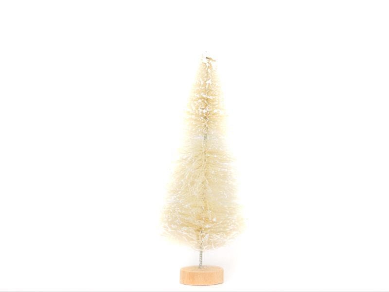 Acheter Mini sapin de Noël naturel - 9 cm - 1,99 € en ligne sur La Petite Epicerie - Loisirs créatifs