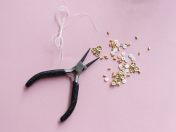 Acheter Pince pour bijoux - ronde - 5,99 € en ligne sur La Petite Epicerie - Loisirs créatifs
