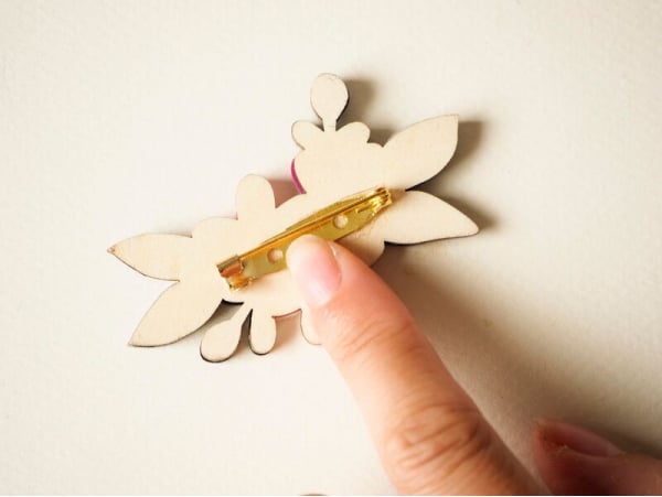 Acheter Kit MKMI - Mes broches fleuries en acrylique - 19,99 € en ligne sur La Petite Epicerie - Loisirs créatifs