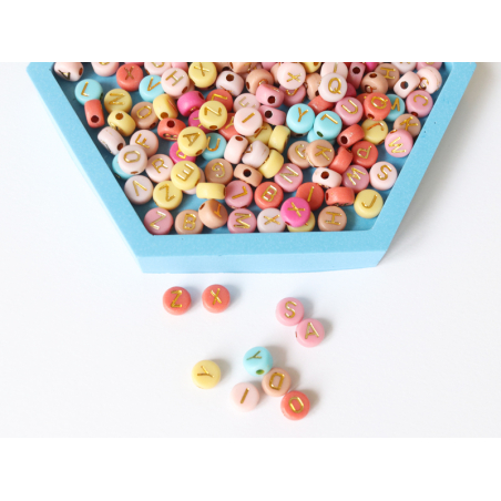 Acheter Lot de 200 perles rondes colorées lettres alphabet - doré - 3,99 € en ligne sur La Petite Epicerie - Loisirs créatifs