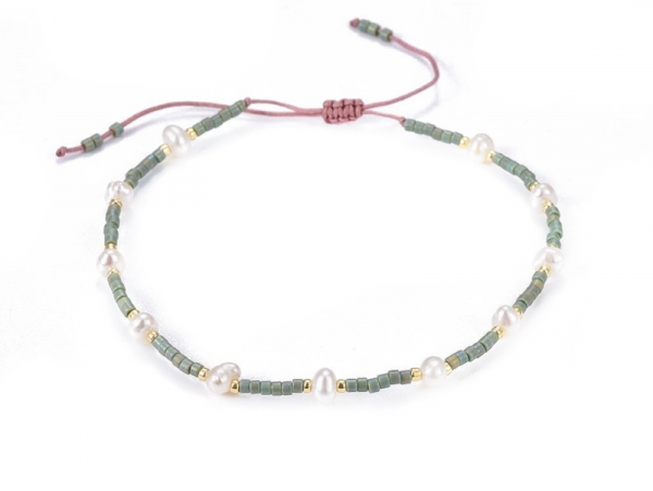 Acheter Bracelet nylon tressé réglable perles rocailles et miyuki - kaki - 6,99 € en ligne sur La Petite Epicerie - Loisirs c...